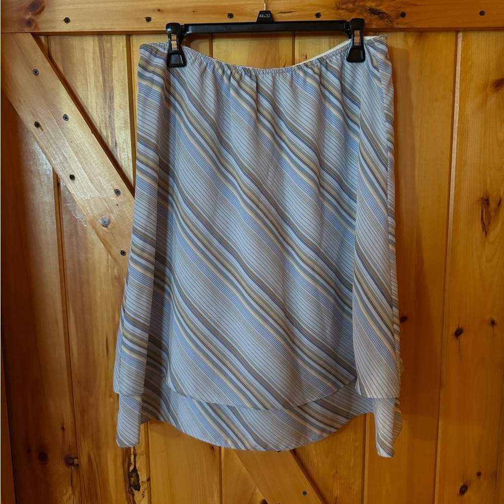 First Issue by Liz Claiborne Striped High-Low Skirt | Flowy Lightweight Size L